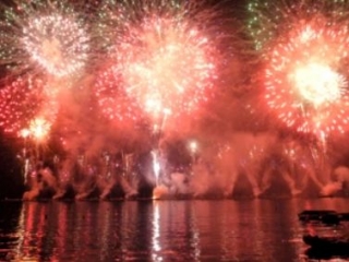  Vista de los fuegos artificiales